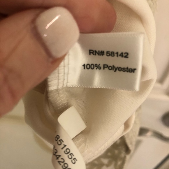 Boston Proper Lace Top with Appliqué Front - Picture 6 of 8